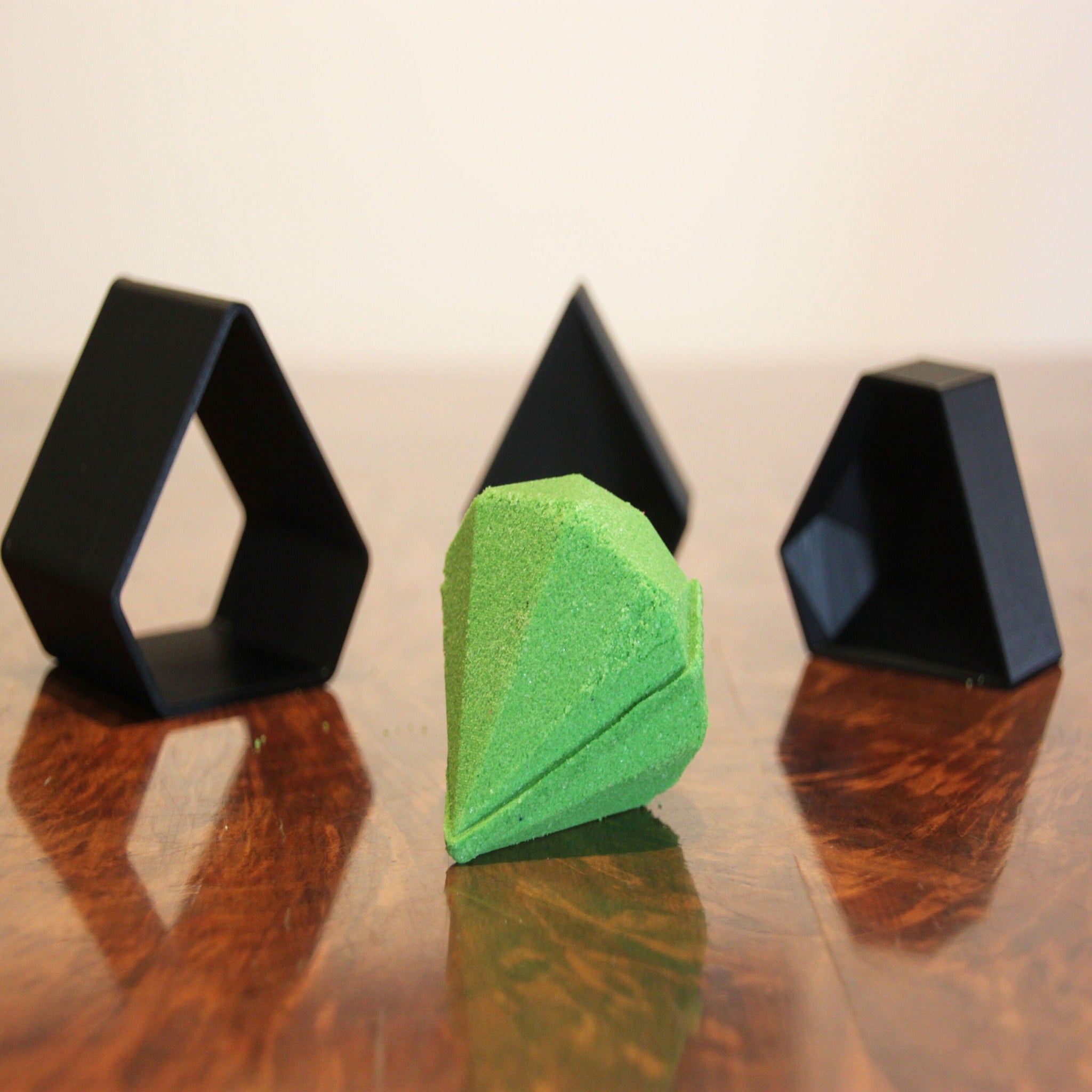Diamond Bath Bomb Mold - The Bath Time