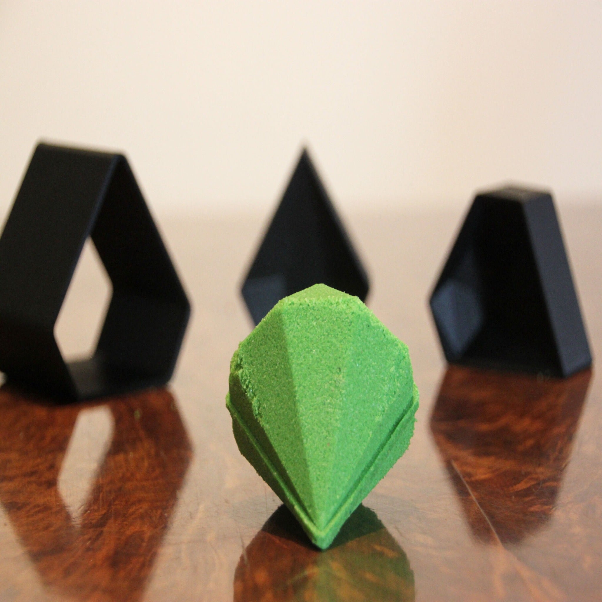 Diamond Bath Bomb Mold - The Bath Time