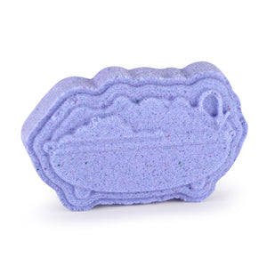 Bathtub With Foam Bath Bomb Mold