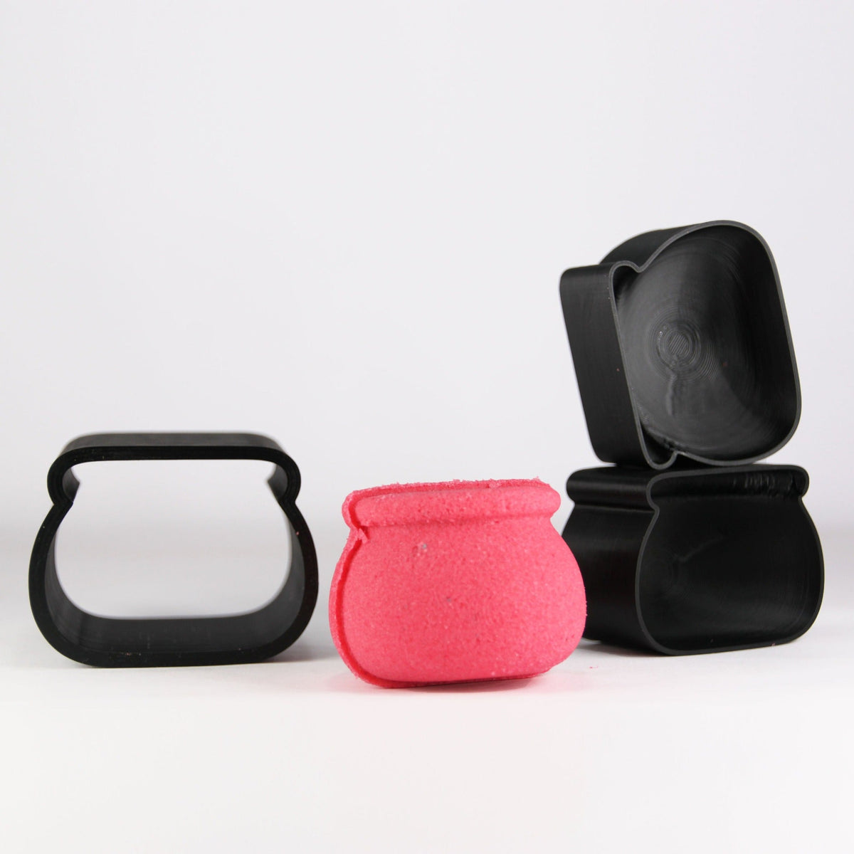 Cauldron Bath Bomb Mold - The Bath Time