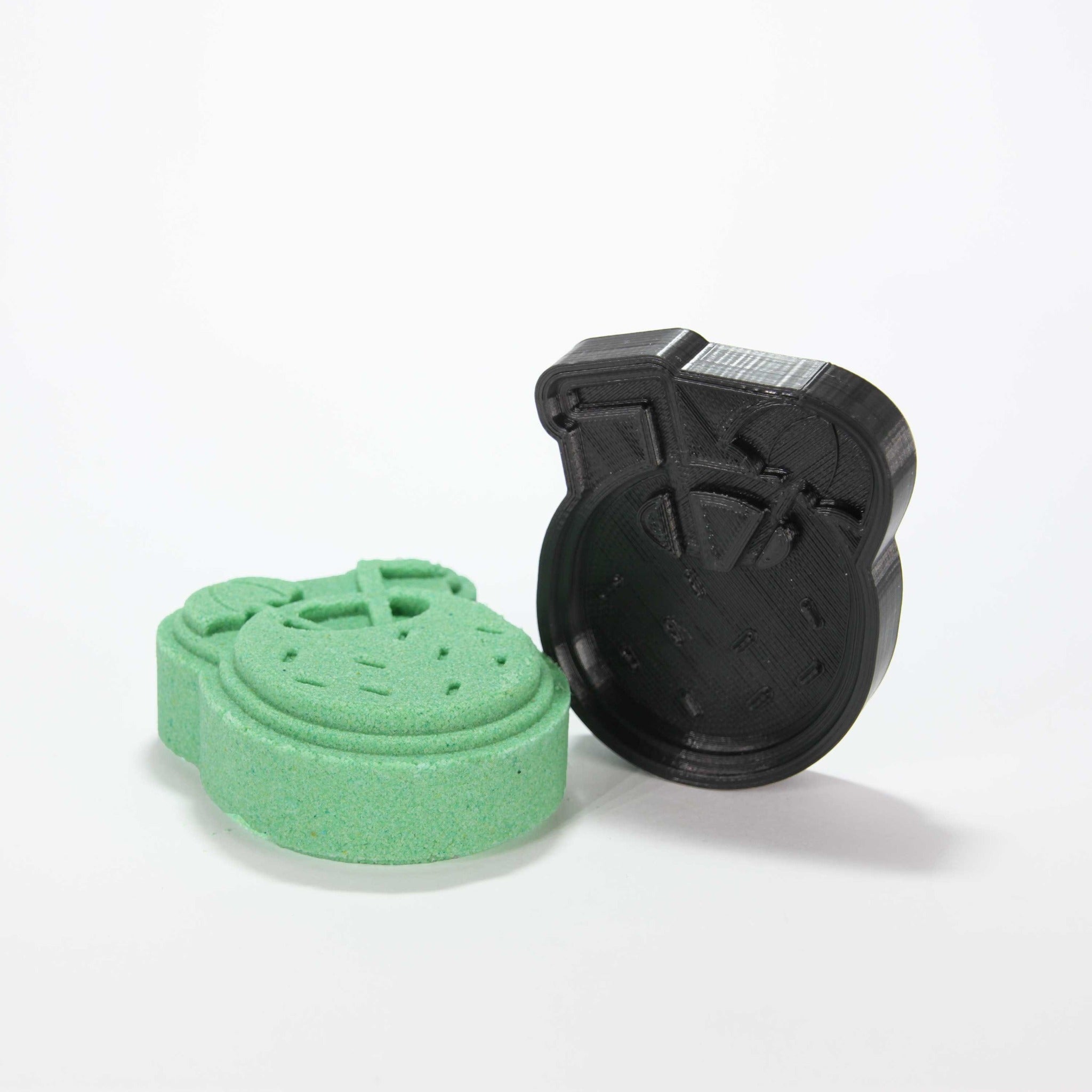 Coconut Bath Bomb Mold - The Bath Time