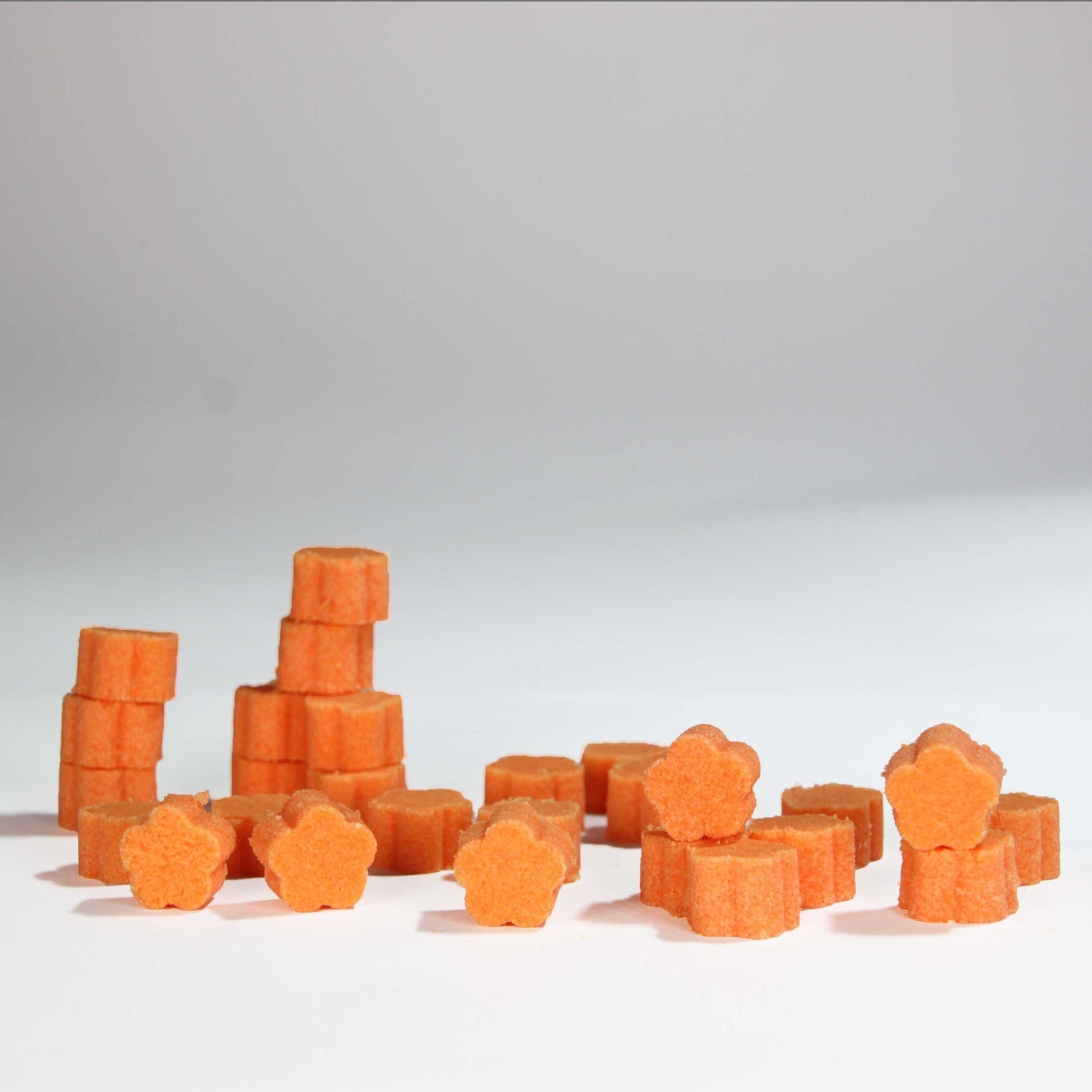 Embeds Flower (x38) Bath Bomb Mold - The Bath Time