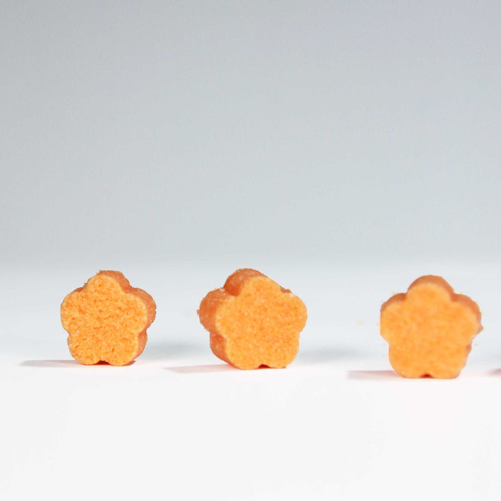 Embeds Flower (x38) Bath Bomb Mold - The Bath Time
