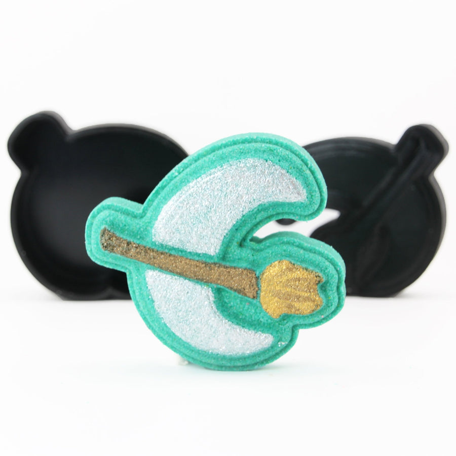 Flying Broom Bath Bomb Mold