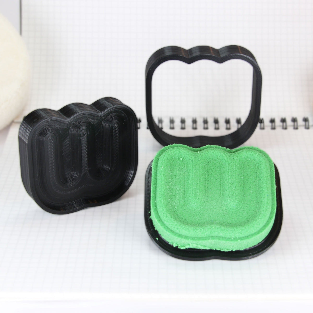 Letter 'W' Bath Bomb Mold - The Bath Time