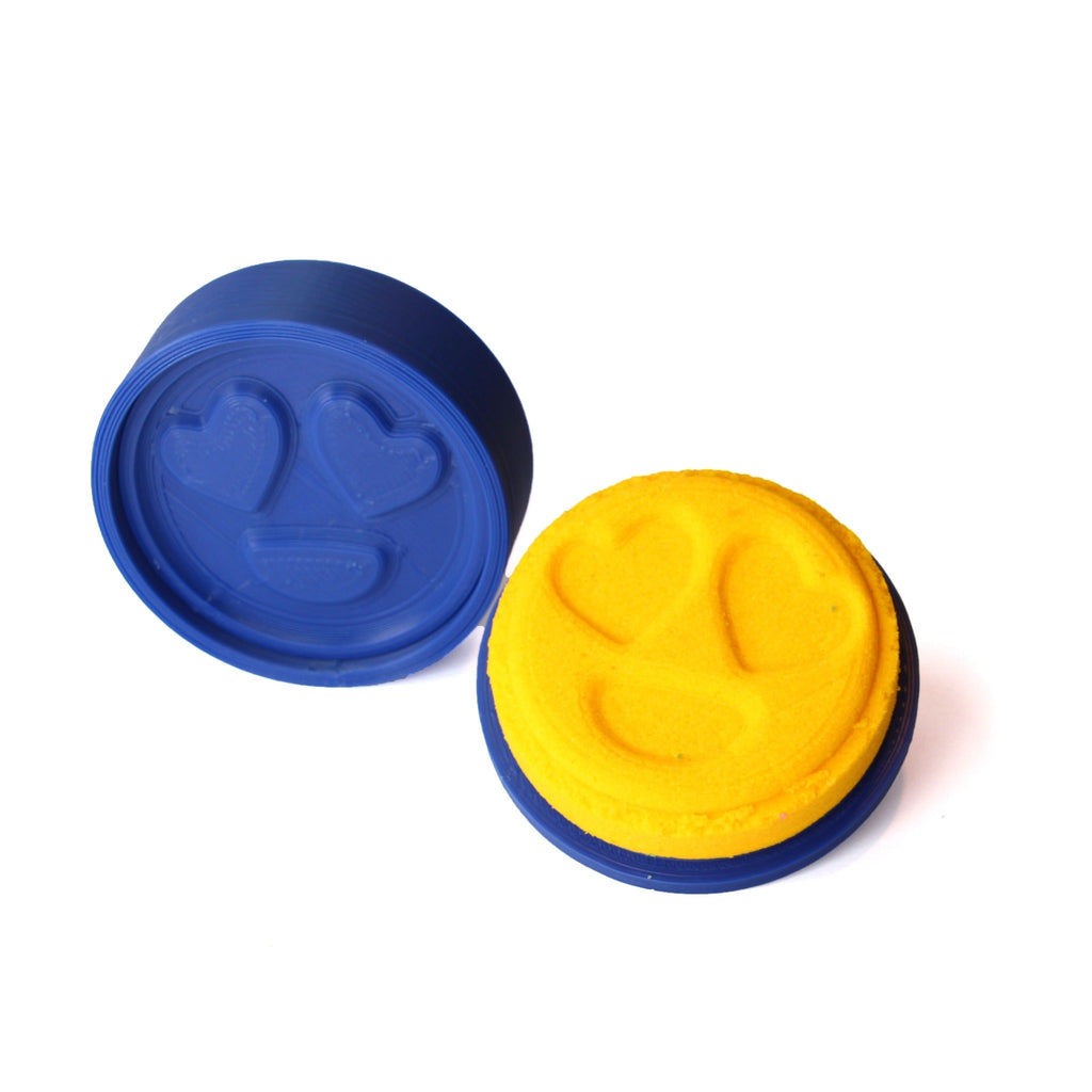Love Emoji Bath Bomb Mold - The Bath Time
