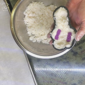Retro Love Bath Bomb Mold