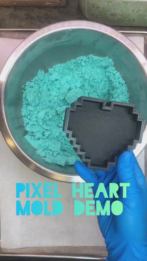Pixel Heart Bath Bomb Mold